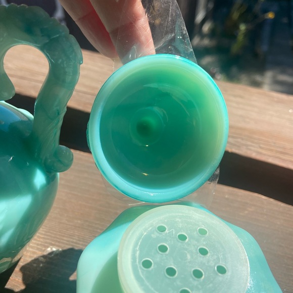Vintage 1Avon Green/Teal Jade Decanter pitcher with bowl and powder satchel - Picture 7 of 11
